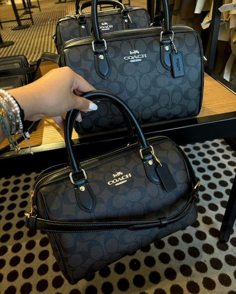 Coach Bags Handbags, Apperal Fashion, Teddy Blake Handbags, Teddy Blake, High End Handbags, Luxury Bags Collection, Brand Handbags, Handbag Essentials, Girly Bags