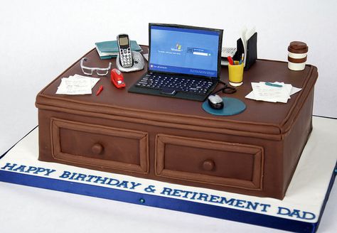 BC4046 - computer desk cake toronto by www.fortheloveofcake.ca, via Flickr Office Cake, Computer Cake, Retirement Cake, Cake For Husband, Book Cakes, Sculpted Cakes, Cakes For Men, Specialty Cakes, Unique Cakes