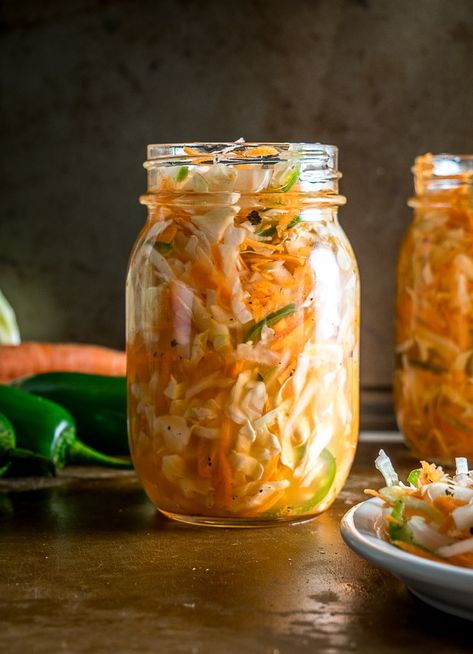 Pickled Cabbage Slaw, Cabbage Relish, Curtido Recipe, Salvadoran Food, Salvadorian Food, Vegan Coleslaw, Pickled Cabbage, Fermented Cabbage, Pickled Veggies