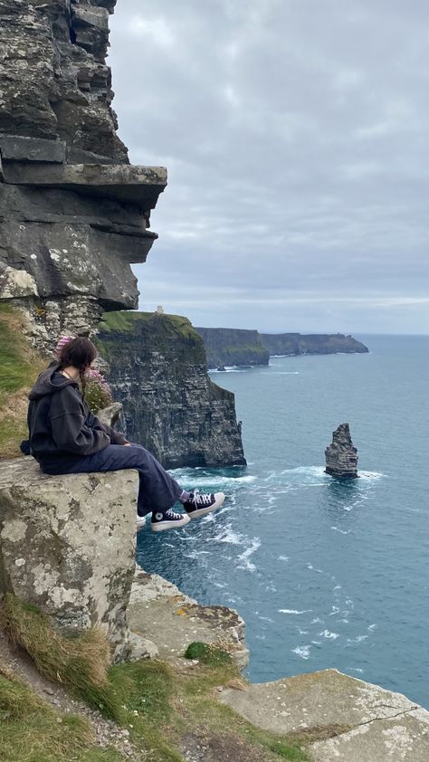 Coastal Ireland Aesthetic, Bantry House Ireland, Kerry Cliffs Ireland, Ireland Nature Aesthetic, Cliffs Of Moher Aesthetic, Life In Ireland, Donegal Aesthetic, Living In Ireland, Ireland Picture Ideas