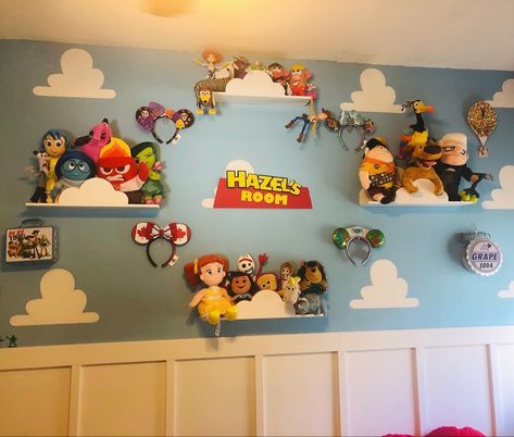 Disney Shared Bedroom Ideas, Toy Story Kitchen Decor, Toy Story Theme Bedroom, Pixar Room Decor, Toy Story Boys Room, Andy’s Room Toy Story, Toy Story Themed Room, Toy Story Andy's Room, Toy Story Kids Room