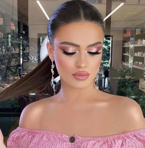 Romantic Valentine’s Day Makeup Looks to Charm Your Date Make Up For Prom Pink Dress, Makeup Looks That Go With Pink Dress, Blush Pink Dress Makeup Looks, Date Day Makeup, Make Up Looks For Pink Dresses, Makeup Looks On Pink Dress, Best Makeup For Pink Dress, Pink Outfit Makeup Look, Pink Dress And Makeup