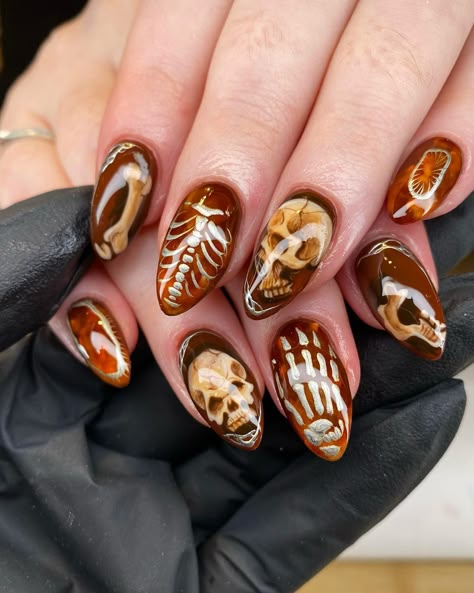 Ongles Goth, Skull Nails, Goth Nails, Grunge Nails, Painted Nail Art, Nails Gel, Funky Nails, Dream Nails, Dope Nails