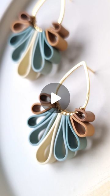 Momo Studio - Polymer Clay Jewelry on Instagram: "The Ribbon Collection and so many other unique designs are available now! 👇🏽  www.momostudiollc.com  EDIT:  BEFORE I GET ALL OF THE QUESTIONS!!! I am really trying to be innovative and creative with everything I am creating and it would really hurt to just let everyone know how to make these and for the design not to feel like my design anymore. Don't  get me wrong, I totally support makers getting inspiration from my designs, but it kind of takes a small part of my soul when I am excited to show something new and the focus shifts to "how can I do this too"  I really appreciate all of the incredible messages, I just don't feel like I wanna share exactly how I make some of my designs so that I can keep them just for Momo for longer or for Creative Polymer Clay Earrings, Poly Clay Jewelry, Polymer Clay Jewelry Diy Tutorials, Polymer Clay Jewelry Ideas Inspiration, Polymer Jewelry Ideas, Polymer Clay Earring Designs, Polymer Clay Ideas Jewelry, Polymer Clay Pendant Ideas, Clay Extruder Ideas