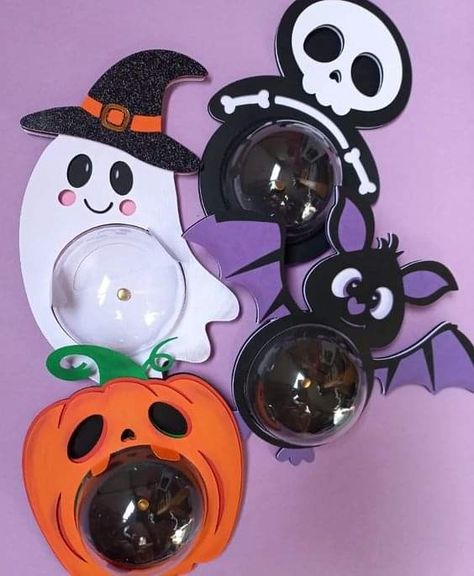 Halloween Candies Ideas, Halloween Candy Dome Svg Free, Dulces Para Halloween Ideas, Candy Holders Diy Ideas, Halloween Box Ideas, Halloween Candy Bag Ideas, Halloween Candy Dome, Ideas De Halloween, Candy Holder Diy