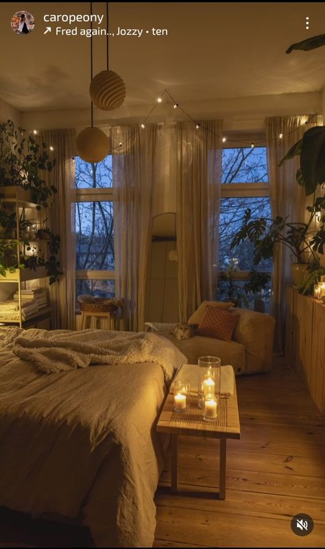 Light Tan Room Aesthetic, Cosy Room Bedroom, Brown College Dorm, Light Brown Room Aesthetic, Cozy Room Vibes, Brown Room Decor Bedroom, Brown Room Ideas, Cosy Room Ideas, Cozy Elegant Bedroom