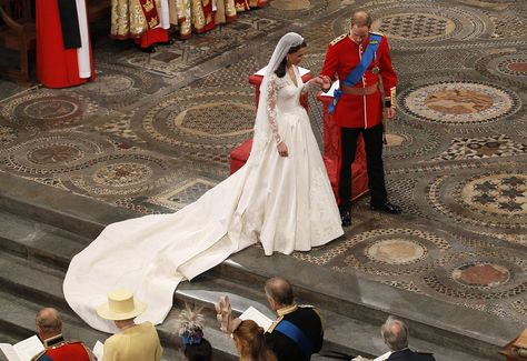 Look Back at All the Best Photos From Kate and Will's Royal Wedding Royal Wedding 2011, William Kate Wedding, Principe William Y Kate, Middleton Wedding, William E Kate, Kate Middleton Wedding, Prins William, Prins Harry, Principe William