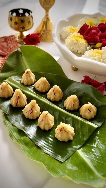 CFO | Chief Foodie Officer on Instagram: "5 mins Instant Kaju Modaks for Lord Ganesha 🙏🏻 He is sure to love it 🌺😍   Ingredients -  🥯Cashew - 1/2 cup  🍬Sugar - 3 tbsp  🌿Cardamom Powder - 1/2 tsp  🥛Milk - 1 tbsp  🔸Saffron - for garnishing : optional   ❣️Ganpati Bappa Morya❣️ . . . . . . . #ganpati #ganpati_bappa_morya #ganesha #lordganesha #modak #modaks #cashew #love #sweet #yummy #fresh #hungry #festival #celebration   Chief Foodie Officer, Kaju Modak, Instant Modak, Recipe, Yummy Recipes, Lord Ganesha, Modaks, Bappa, Indian, Festival, Love, Like, Friday, Sweets, Fun, Happy, Positive" Modak Recipe, Ganpati Bappa Morya, Bappa Morya, Indian Festival, Cardamom Powder, Ganpati Bappa, Festival Celebration, Lord Ganesha, Yummy Recipes