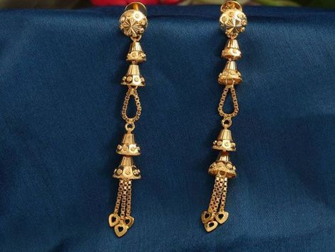 Earrings Gold Indian Simple, Jhumka Designs Gold, Daily Wear Gold Earrings, Earrings Gold Indian, Long Chain Earrings Gold, Gold Jhumkas, Gold Earrings Indian, New Gold Jewellery Designs, Gold Earrings Models