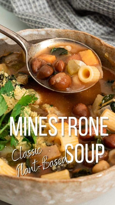 Cozy Food, Winter Veggies, Hearty Chili, Hearty Lunch, Veggie Stock, Italian Recipe, Minestrone Soup, Vegan Comfort Food, Gluten Free Pasta