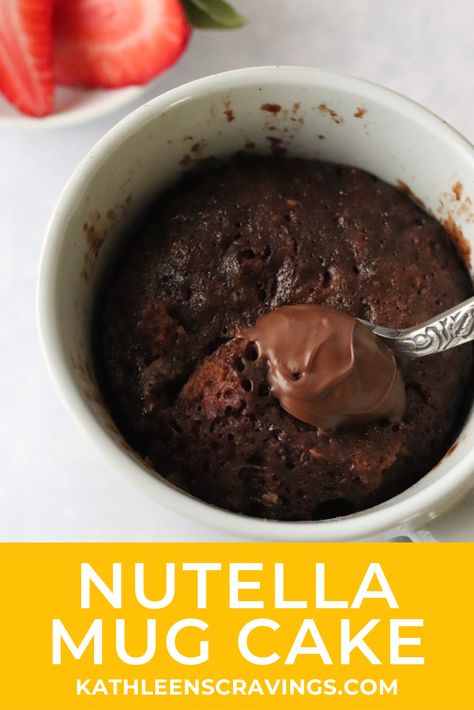 This Nutella Mug Cake recipe uses only 3 ingredients and takes 1 minute to cook! Such an easy single serving chocolate treat. Mug Cake No Cocoa Powder, 3 Ingredient Mug Cake, How To Make Nutella, Nutella Mug Cake, Mud Cake Recipes, Healthy Nutella, Easy Mug Cake, Mug Cake Recipe, Mug Cake Microwave