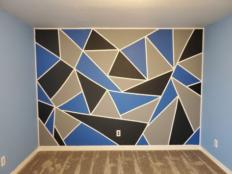 Abstract Wall Bedroom, Geometric Wall Paint Blue, Wall Painting Ideas Geometric, Painting Ideas Geometric, Blue Wall Design, Geometric Wall Painting, Geometric Wall Design, Blue Geometric Wall, 70 Bedroom