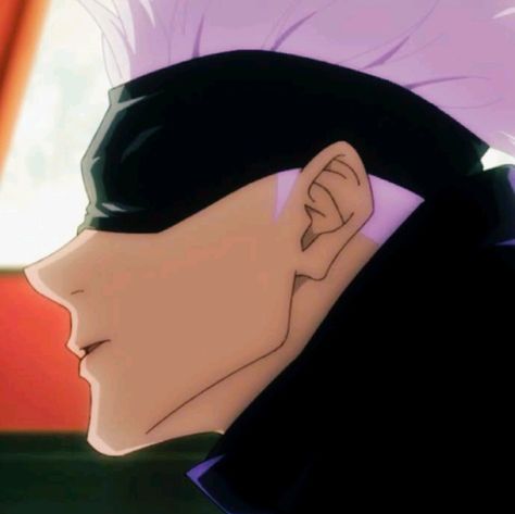 Look at that jawline 🥵😩 Gojo Satoru Icon, Jujutsu Kaisen Gojo Satoru, Gojo Satoru, Jujutsu Kaisen, Jujutsu, Look At, Anime