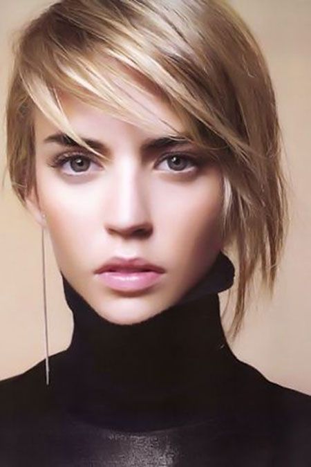 Pixie Cut With Long Bangs, Short Hair Cuts For Round Faces, Straight Hairstyle, Asymmetrical Bob Haircuts, Trendy Bob Hairstyles, Straight Hair Cuts, Asymmetrical Hairstyles, Medium Long Hair, Short Layered Haircuts