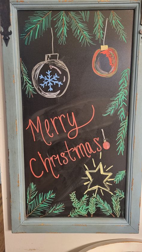 Christmas Chalk Marker Art, Christmas Chalk Bored Ideas, Xmas Chalkboard Art, White Board Christmas Ideas, White Board Christmas Drawings, Simple Christmas Chalkboard Art, November Whiteboard Ideas, Chalk Christmas Art, Christmas Chalkboard Ideas Easy