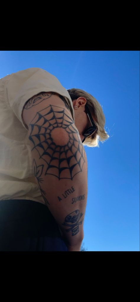 Web Elbow Tattoo Traditional, Spiderweb With Eye Tattoo, Spider Web Tattoo Shaded, Spiderweb Tattoo On Elbow, Spiderweb Arm Tattoo, Spider Web Tattoo Men, Traditional Spider Web Tattoo Elbow, Spider Net Tattoo Elbow, Spiderweb Elbow Tattoo Traditional