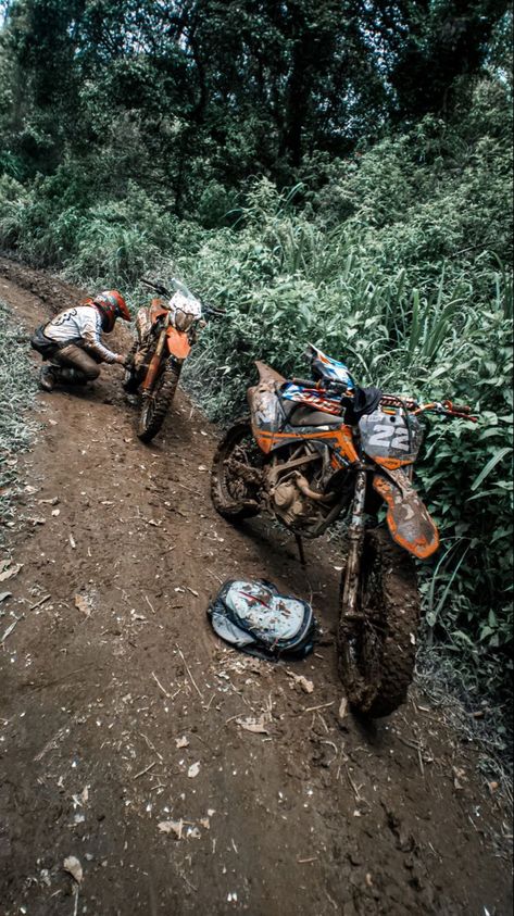 Pap Motor Trail, Pap Motor, Bike India, Moto Wallpapers, Motor Trail, Flower Brown, Motocross Love, Cool Dirt Bikes, Image Moto