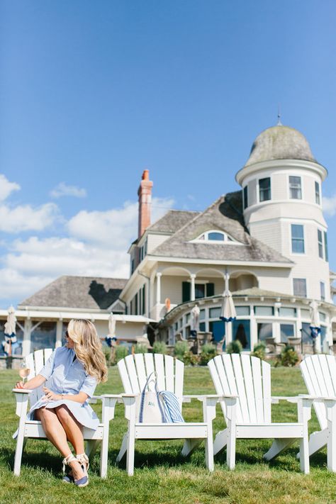 Rhode Island Vacation, Nantucket Style Homes, Rhode Island Travel, New England Aesthetic, City By The Sea, New England Road Trip, Single Travel, Newport Rhode Island, Block Island