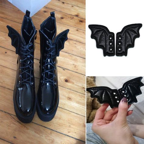 Shoe Wings, Boots Diy, Valentines Day Gifts For Friends, Lace Accessories, Wing Shoes, Black Bat, Glitter Shoes, Decorated Shoes, Boy Shoes