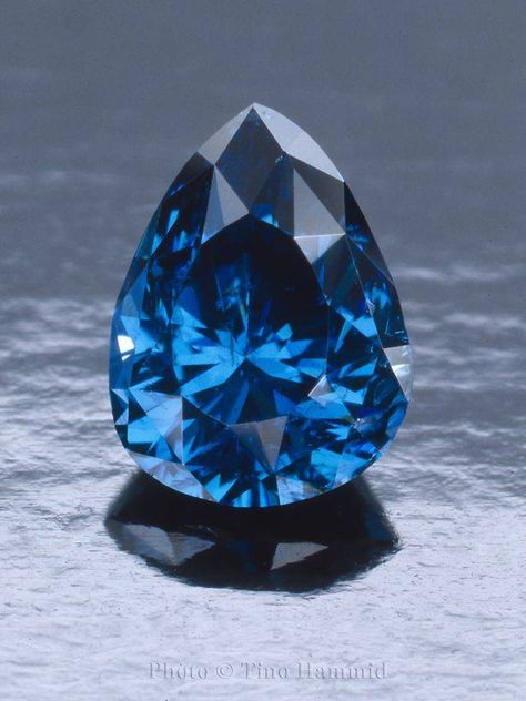 This gemstone could easily be mistaken for a blue sapphire but in fact it is one of the most intensely coloured blue diamonds ever found.  Small in stature at .51cts but big on colour it was originally featured in Harvey Harris' Fancy Color Diamonds (released in 1994) photography by Tino Hammid. Blue Diamonds, Gem Diamonds, Rare Gems, Mineral Stone, Fancy Diamonds, Minerals And Gemstones, Rocks And Gems, Precious Gems, Gems And Minerals