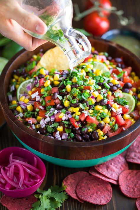 Black Bean Salsa Recipe - Peas and Crayons Black Bean Salsa Recipe, Bean Salsa Recipe, Chic Peas, Pizza Lasagna, Squash Vegetable, Black Bean Salsa, Black Bean Quinoa, Bean Salsa, Marinated Mushrooms