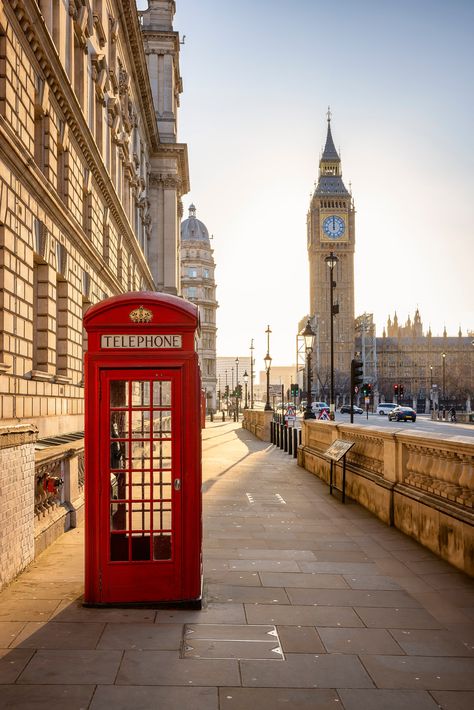 London Dreams, Living In London, London Aesthetic, London Landmarks, Phone Booth, Destination Voyage, London Life, Covent Garden, Uk Travel