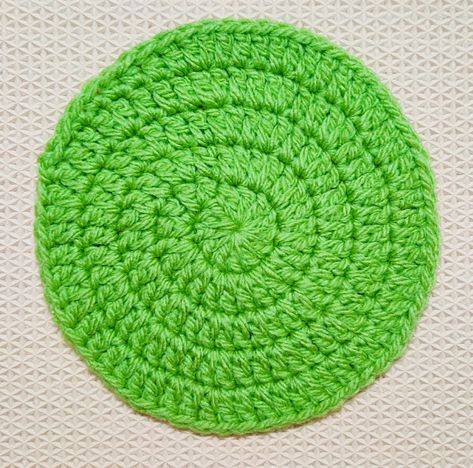 Raji's Craft Hobby: Crochet Base and Bottom Patterns Crochet Spiral, Spiral Crochet, Crochet Circle, Crochet Hexagon, All Free Crochet, Crochet Circles, Afghan Patterns, Spiral Pattern, Afghan Pattern