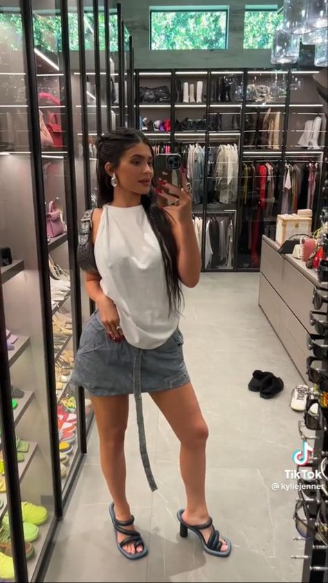 Kylie Outfits, Stylizacje Kylie Jenner, Kylie Jenner Closet, Kylie Jenner Outfits Casual, Ropa Kylie Jenner, Look Kylie Jenner, Estilo Kardashian, Looks Kylie Jenner, Trajes Kylie Jenner