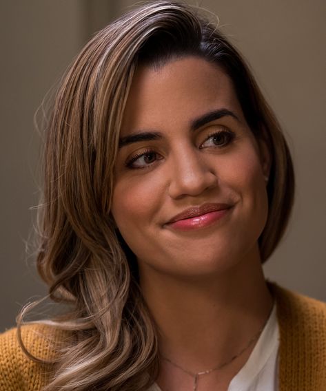 Natalie Morales Actress, Natalie Morales, Unlikely Friends, Christina Applegate, Best Dramas, Character Actor, 50 Style, Dead To Me, New Girlfriend