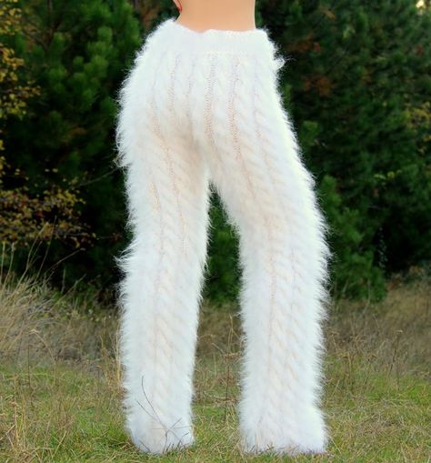 Wonderful white mohair pants!!! Mohair Pants, Knitted Leg Warmers, Knit Trousers, Dope Jewelry Accessories, Hair Down, Music Fashion, 2000s Fashion, White Outfits, Lookbook Outfits