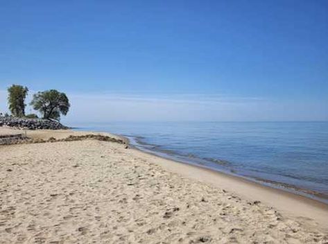 There’s A Must-See Scenic Drive Connecting Duck Lake And Muskegon State Parks In Michigan Muskegon State Park, Scenic Roads, Lakefront Homes, College Town, Scenic Drive, Lake Michigan, Outdoor Adventure, Weekend Getaways, New Hampshire