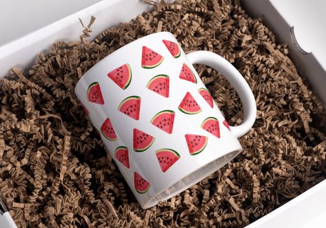 Fruit Mug, Watermelon Slice, Watermelon Slices, Retro Videos, Colored Interior, Color Contrast, Tea Mug, Mug Gift, Eye Catching Colors