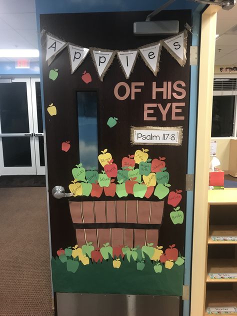 Apple Tree Door Decorations Classroom, Fall Classroom Door Christian, Fall Door Designs Daycare, Apple Boards For Preschool, Apple Theme Door Decoration, Fall Apple Door Decorations Classroom, Christian Fall Classroom Door Ideas, Fruit Classroom Door Ideas, Apple Door Decorations Preschool