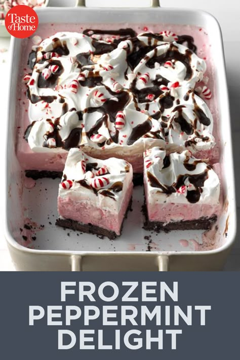 Taste Of Home Frozen Peppermint Delight, Christmas Ice Box Cake, Frozen Peppermint Delight, Peppermint Ice Cream Dessert, Minty Desserts, Desserts Holiday, Peppermint Dessert, Peppermint Recipes, Best Christmas Desserts