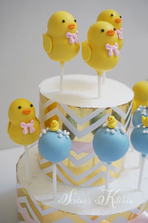 Little Duckie Cake Pop @serenesskitchen Rubber Ducky Cake Pops, Rubber Duck Cake Pops, Duck Theme Cake, Duck Cake Pops, Rubber Duck Cake, Rubber Ducky Cake, Rubber Ducky Party, Lake Birthday, Ducky Baby Showers