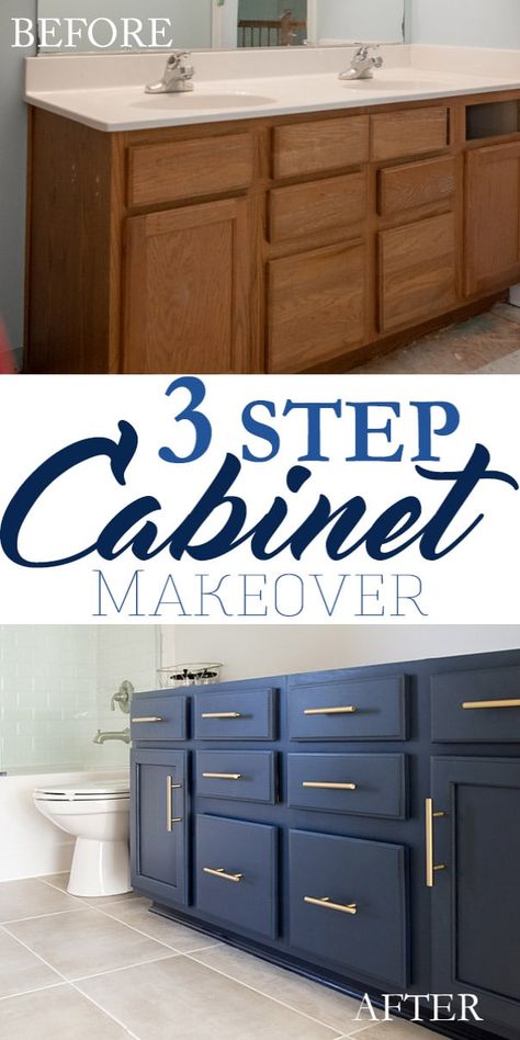 Navy Blue Vanity, Makeover Kamar Mandi, Painted Vanity Bathroom, Dekorere Bad, Bathroom Cabinets Diy, Ideas Baños, Painting Bathroom Cabinets, Painted Bathroom, Vanity Makeover