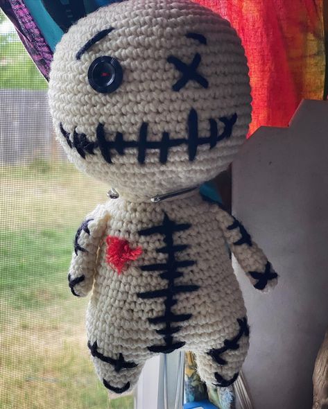 Voodoo Dolls All ready for Halloween 👻 9.5” tall $35 #voodoodoll #crochet #porshasworld #crochetersofinstagram #spookyseason #halloween #plushies #crochetdoll #crochetlove #oregon #pnw #roguevalley #medfordoregon #medford #southernoregon Zombie Crochet, Halloween Plushies, Medford Oregon, Cute Zombie, Southern Oregon, Ready For Halloween, Voodoo Dolls, Crochet Doll, Zombie