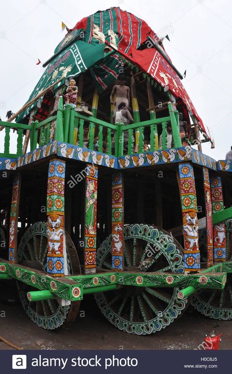 Download this stock image: Puri, Odisha, India - July 2, 2011: Preparations for decorating Lord Jagannath’s Rath for the Rath Yatra at Puri, Odisha, India. - H0C6J5 from Alamy's library of millions of high resolution stock photos, illustrations and vectors. Vishnu God, Puri Odisha, Rath Yatra, Lord Jagannath, Ancient Indian Architecture, Thailand Art, Hindu Festivals, Background Wallpaper For Photoshop, Indian Architecture