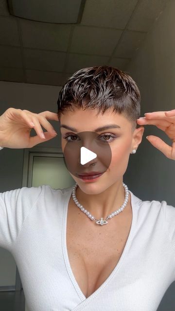 Women Fades Haircuts, Short Pixie Undercut Hairstyles Edgy, Very Short Undercut Pixie, Super Short Womens Haircuts, Hair Colour Short Hair, Short Queer Hair, Micro Pixie Haircut, Buzz Cut Women Round Face, Ultra Short Pixie Haircuts For Women