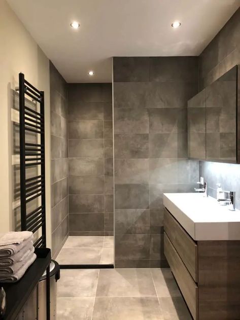 29 Ideas for Separating Wet-Dry Bathroom Zones With Concrete Walls | Decor Home Ideas Walk In Shower With Wall No Door, Drømme Bad, Apartemen Studio, Bilik Mandi, Washroom Design, Bathroom Redesign, Bathroom Design Decor, Bathroom Remodel Designs, Bathroom Remodel Shower