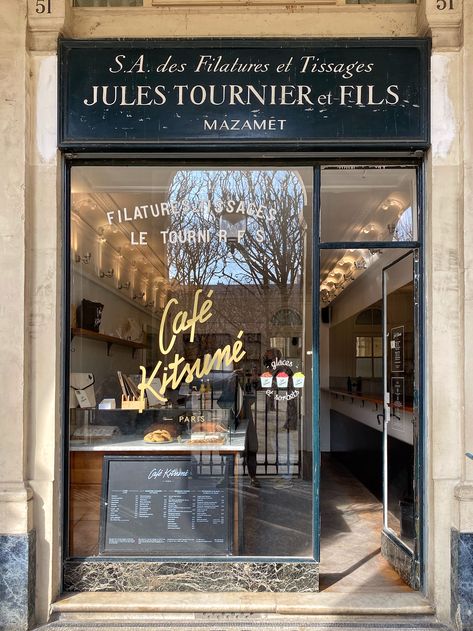 Parisian facade leading to Café Kitsué Coffee Shop Storefront Design, Walk Up Window Cafe, Coffee Shop Ideas Design, Cafe Kitsune, Office Coffee Station, Coffee Shop Concept, Brick Room, Cafe Window, Flower Shop Decor