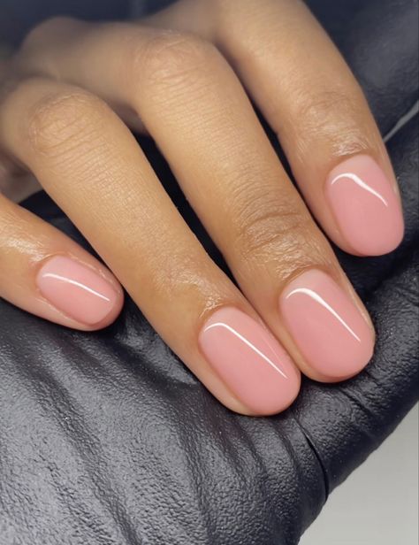 Gelový Lak, Natural Nails Manicure, Unghie Sfumate, Casual Nails, Her Nails, Nagel Inspo, Pink Nail, Neutral Nails, Elegant Nails