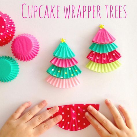 Crafty Morning, Cupcake Wrapper, Christmas Arts And Crafts, Cupcake Liners, Paper Christmas, Easy Crafts For Kids, Christmas Crafts For Kids, Winter Crafts, Christmas Activities