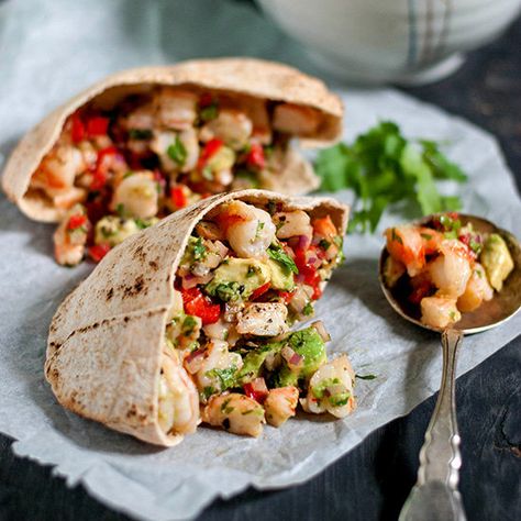 Shrimp and Avocado Pockets | Don't want to turn on the stove? Make this easy no-cook dish. Shrimp Pita Pocket Recipe, Shrimp Pita Pocket, Shrimp Pita, Stuffed Pita Pockets, Pocket Sandwiches, Pita Pocket Recipes, Vegetarian Roast, Shrimp And Avocado, Pita Recipes