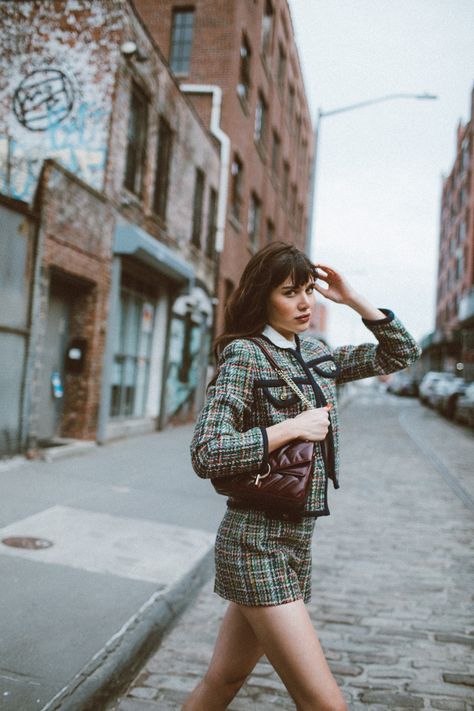 Sandro Boots, Natalie Off Duty, Quilted Handbag, Tweed Shorts, Quilted Handbags, Sandro Paris, Talking Heads, Full Look, Mode Inspiration