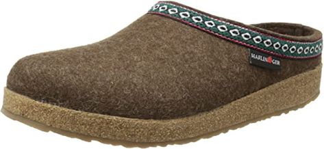 Amazon.com | Haflinger unisex-adult GZ Classic Grizzly Clog | Mules & Clogs European Footwear, Wool Clogs, Shoes Shopping, Wool Slippers, Shoes Store, Women's Mules, Foot Health, Boiled Wool, Us Man