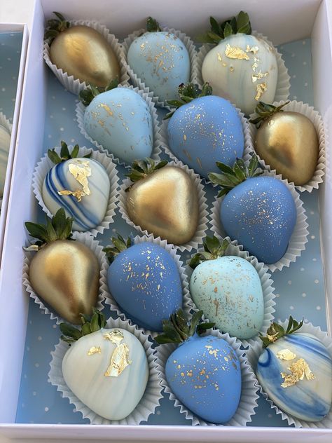 Blue Breakable Chocolate Heart, Cowboy Chocolate Covered Strawberries, Chocolate Strawberries For Men, Milk Chocolate Covered Strawberries, Pretty Chocolate Covered Strawberries, Elegant Strawberries, Fancy Chocolate Covered Strawberries, Chocolate Covered Strawberries For Him, Purple Chocolate Covered Strawberries