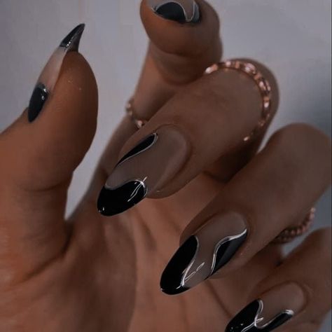 nail art idea/dark nail art/black nail art/glow nail art Black And Champagne Nails, Black Prom Nails, Black And Nude Nails, Marvel Nails, Black Chrome Nails, Black Almond Nails, Formal Nails, Nails Polish, Dark Nails