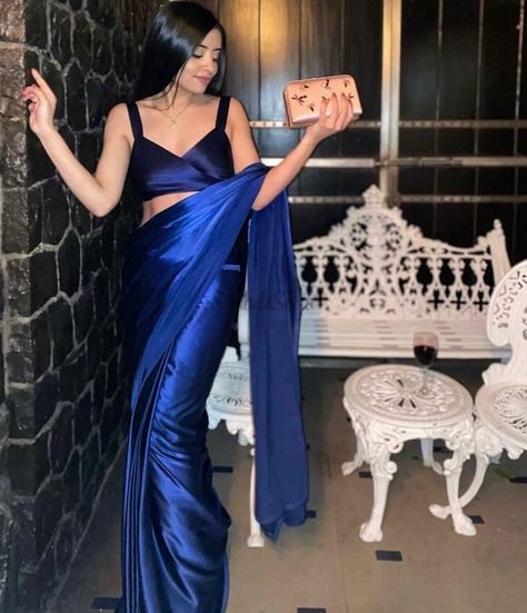 Royal Blue Saree Look, Sunaina Khera, Blue Satin Saree, Royal Blue Saree, Farewell Sarees, Wedding Reception Outfit, Satin Silk Saree, Samantha Akkineni, Desi Fits