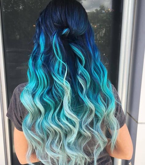 Ocean Hair Color, Blue Blonde Hair, Ocean Hair, Long Hair Waves, Pulp Riot Hair Color, Hair Color Options, Cute Hair Colors, Dyed Hair Inspiration, Haircuts For Wavy Hair